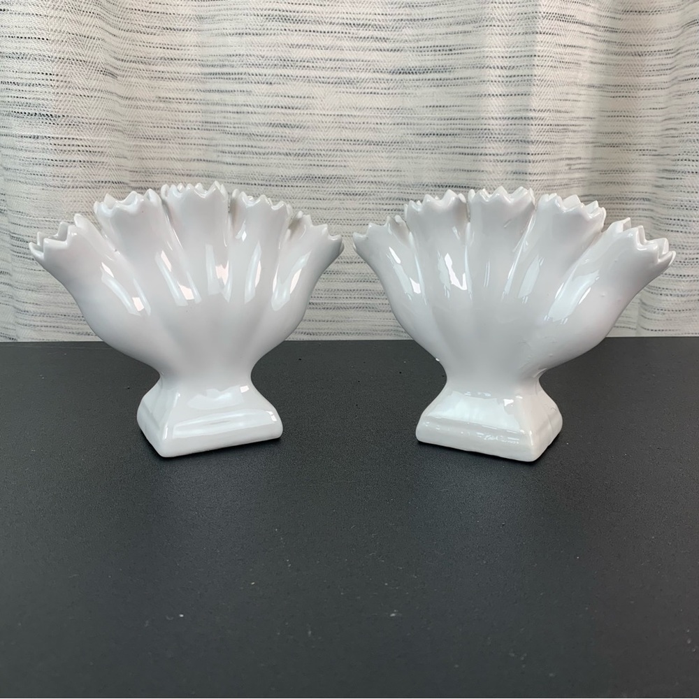 A pair of vintage ELPA Alcobaca white 5-finger scalloped bud vases. #304.